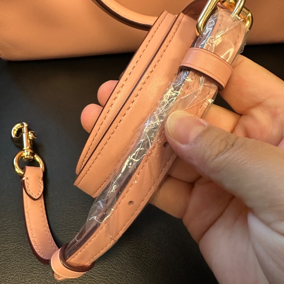 NWT! RARE! Coach X Selena Gomez Bond Bag Peony/Pink Leather Satchel 39290 - Picture 10 of 11